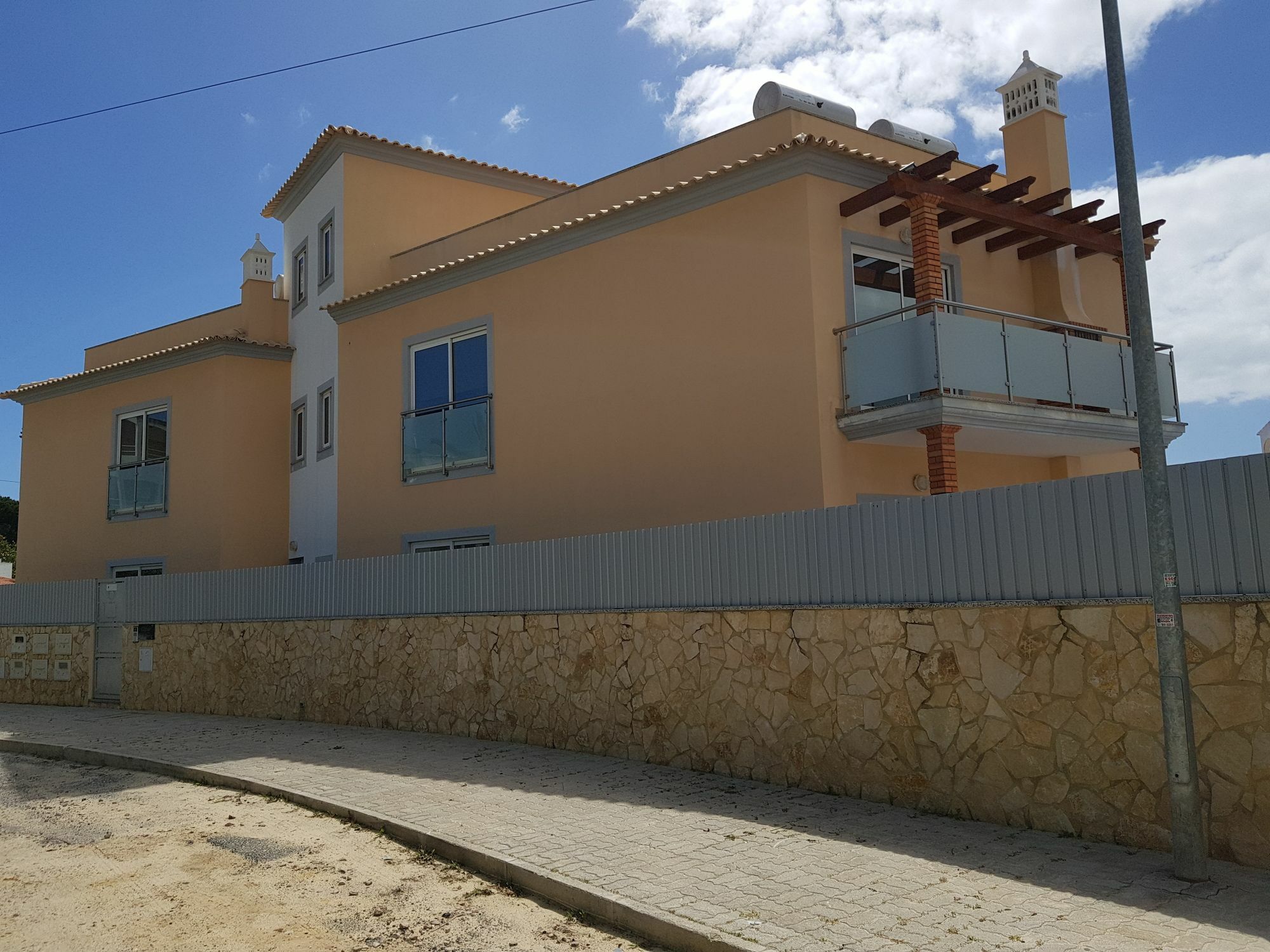 אלבופיירה Oura Pereira Apartments מראה חיצוני תמונה